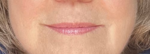 Customer photo review of Lipstick Farrah - Limited Edition