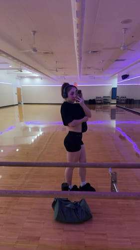 Customer photo review of W120 Core Seamless Short