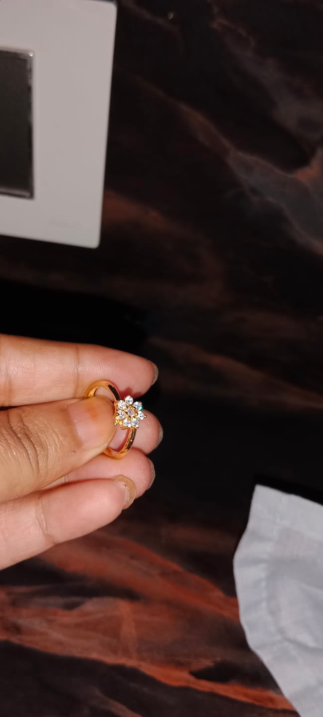 Customer photo review of Janki Cluster Ring (Adjustable Size)