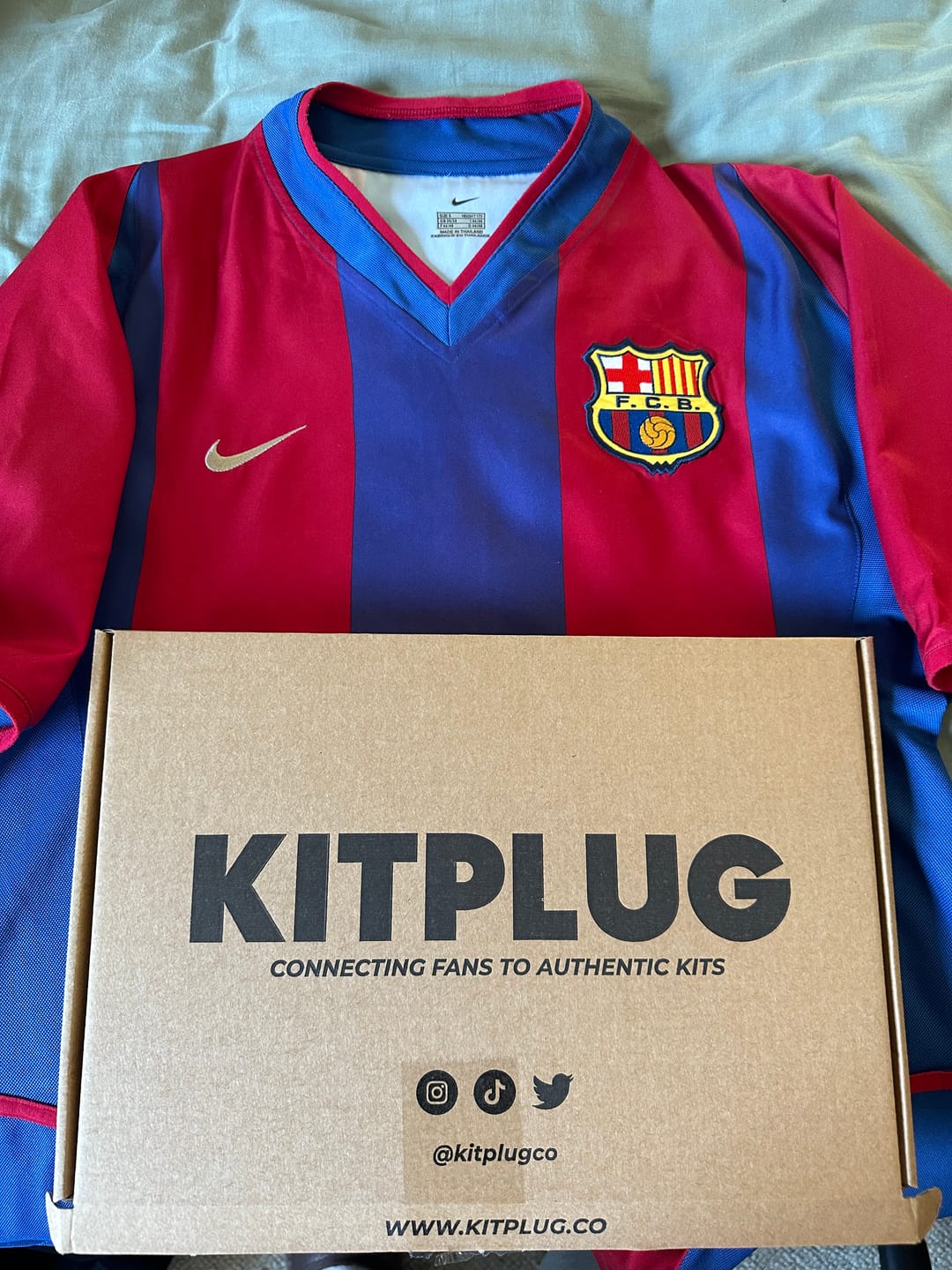 Customer photo review of RETRO Mystery Football Shirt