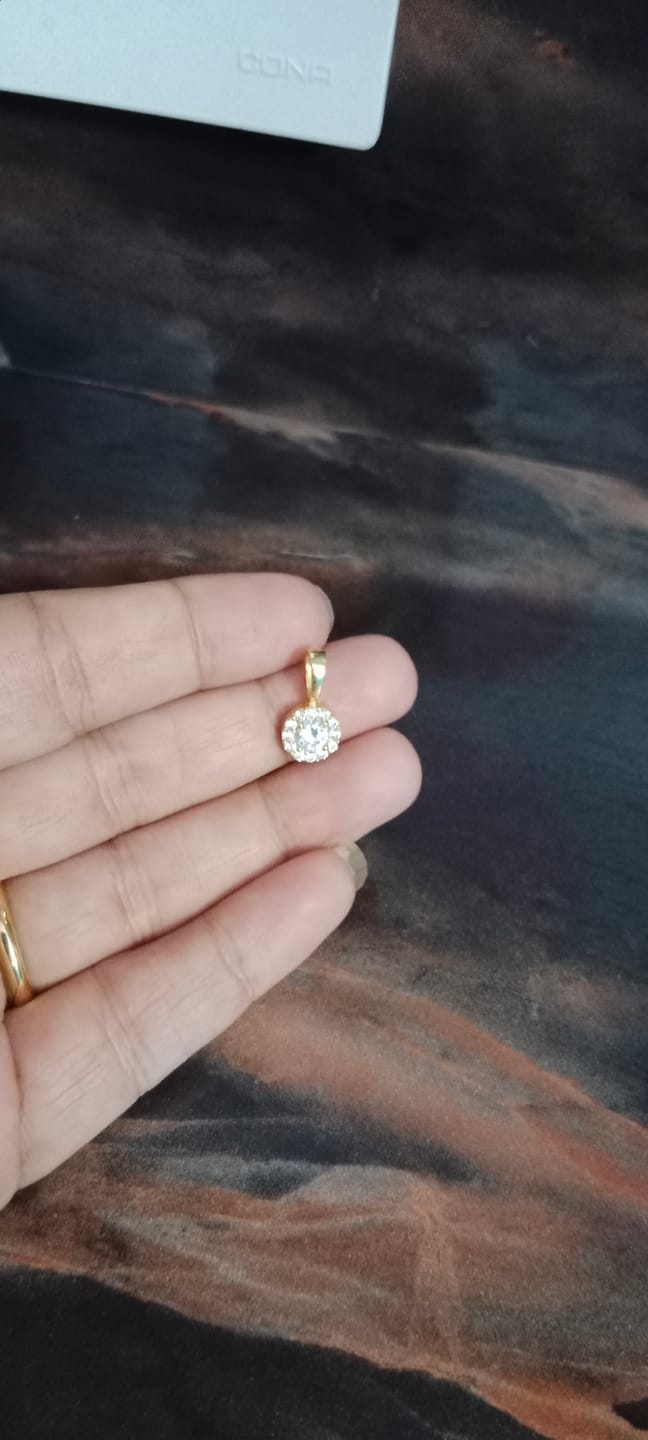Customer photo review of Luxe Solitaire Necklace