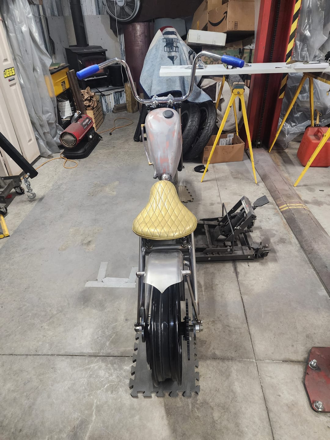 Customer photo review of La Rosa Design 16"x12"Gold Rhombic Tuck Metal Flake Solo Spring Seat Fits Harley Chopper Bobber