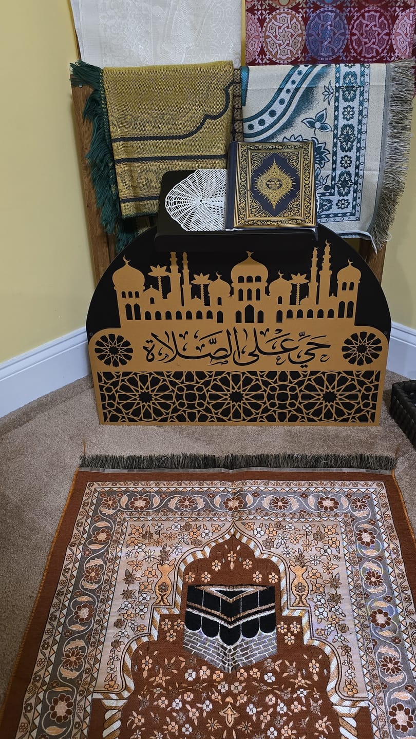 Customer photo review of Wooden Prayer Rug and Mat Holder and Quran Stand