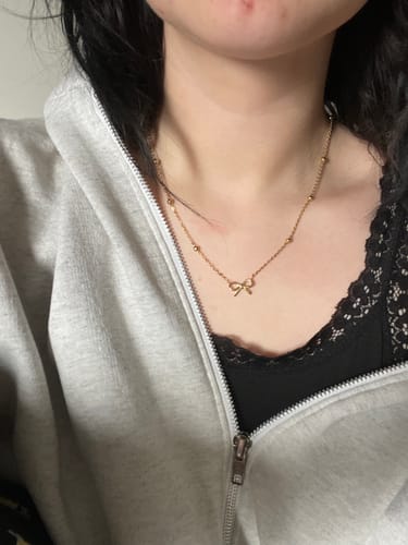 Customer photo review of Ribbon Necklace