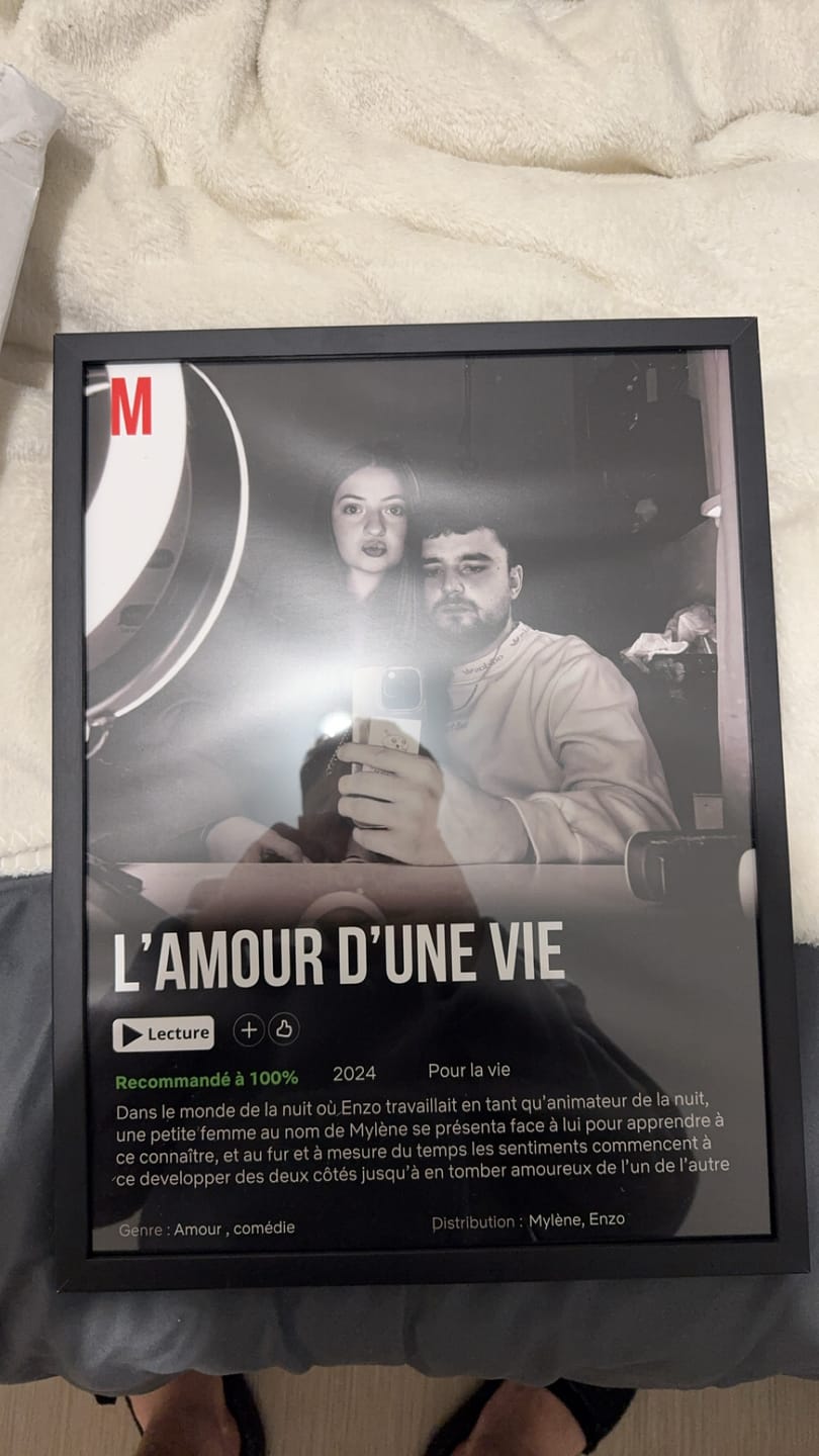 Customer photo review of Notre Propre Film - Affiche personnalisée