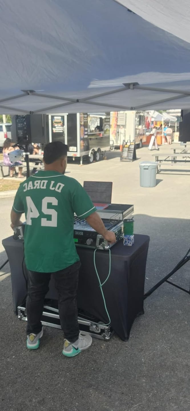 Customer photo review of Custom Baseball Jersey Green and White - Design Your Own