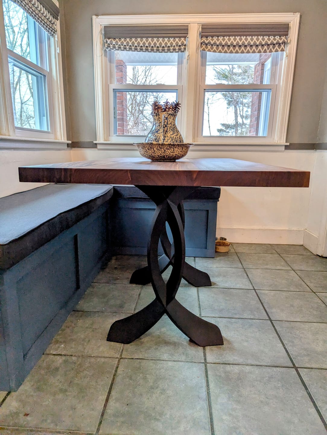 Customer photo review of Table Legs 423 Curva 28H Dining Furniture Legs