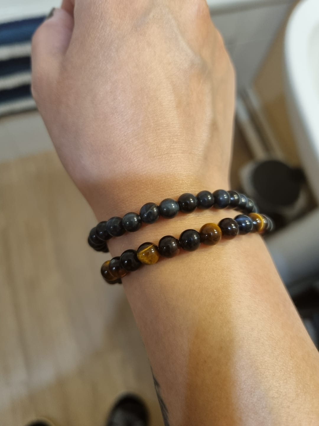 Customer photo review of Bracelet "Ange Gardien" en Oeil de Faucon