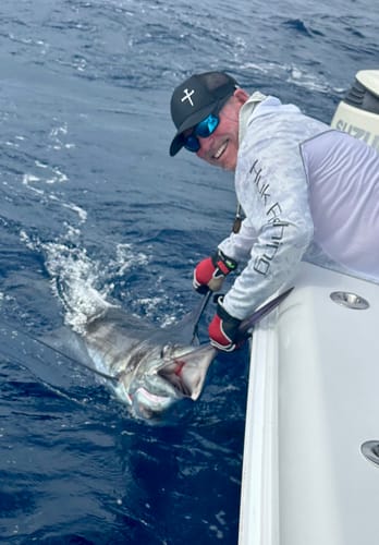 Customer photo review of Nail Cross Lower Left Hats