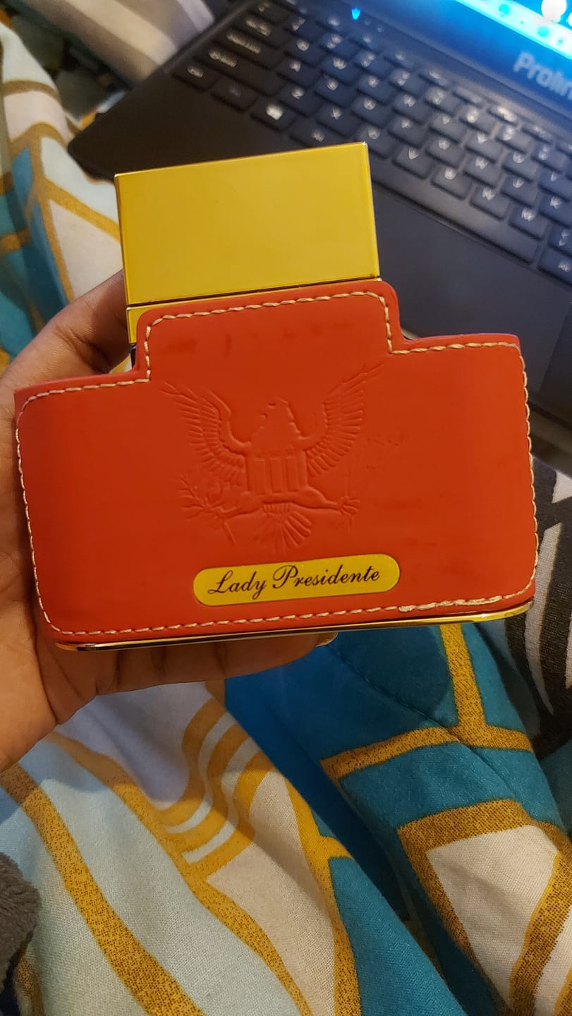 Customer photo review of Lady presidente Emper Perfumes 80ml