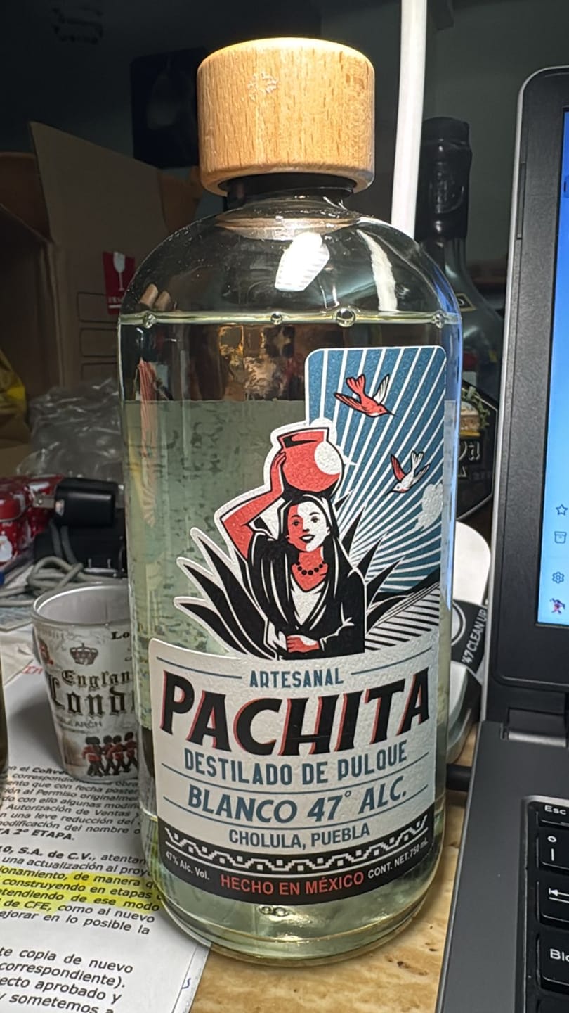 Customer photo review of Paquete 750 mL Joven, Reposado, Blanco y Licor de Café