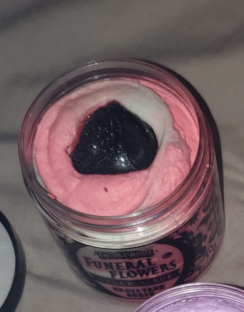 Customer photo review of Funeral Flowers Sugar Scrub