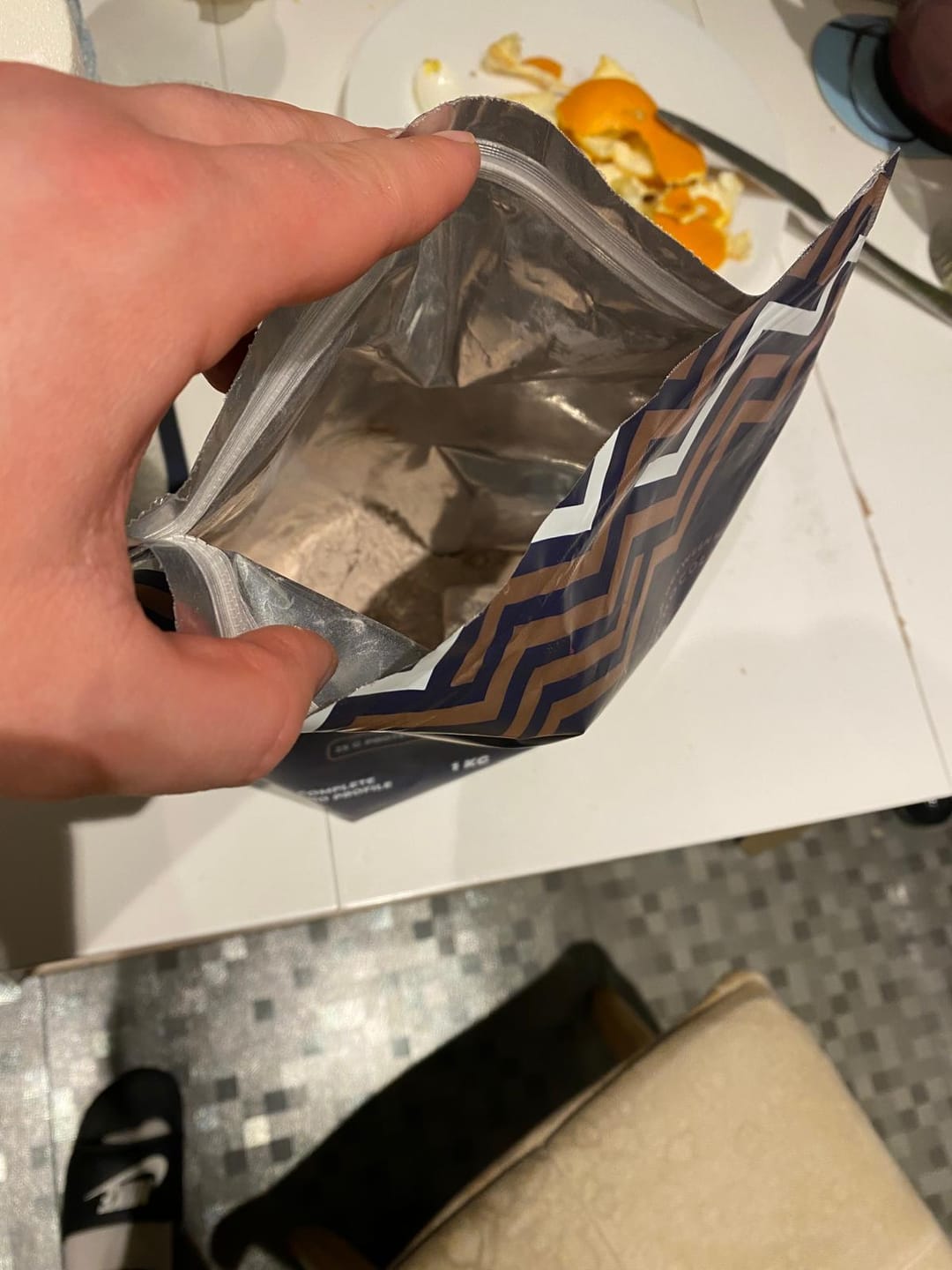 Customer photo review of WHEY ISOLATE Chocolate 1 kg