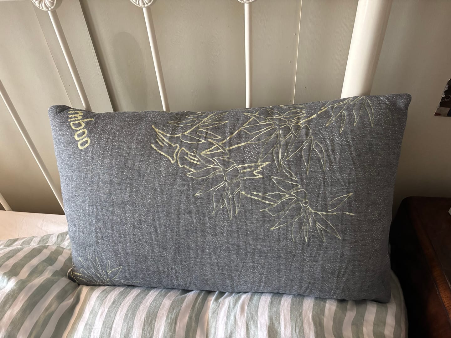 Customer photo review of Bamboo Charcoal Memory Foam Pillow