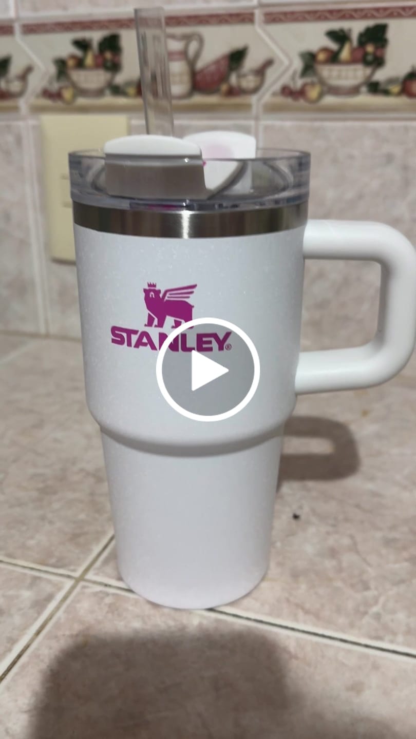 Customer video review of Stanley Quencher H2.0 Flowstate™ Tumbler Wonderland | 591ML