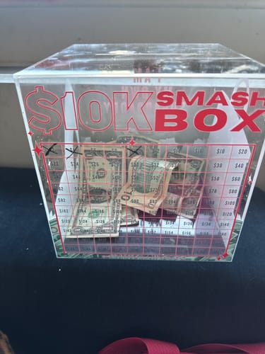 Customer photo review of Luxe Red | $10k Smashbox