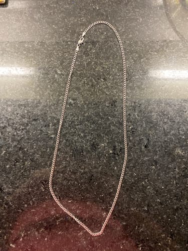 Reseña con foto de un cliente sobre Cadena Miami Cuban 3mm