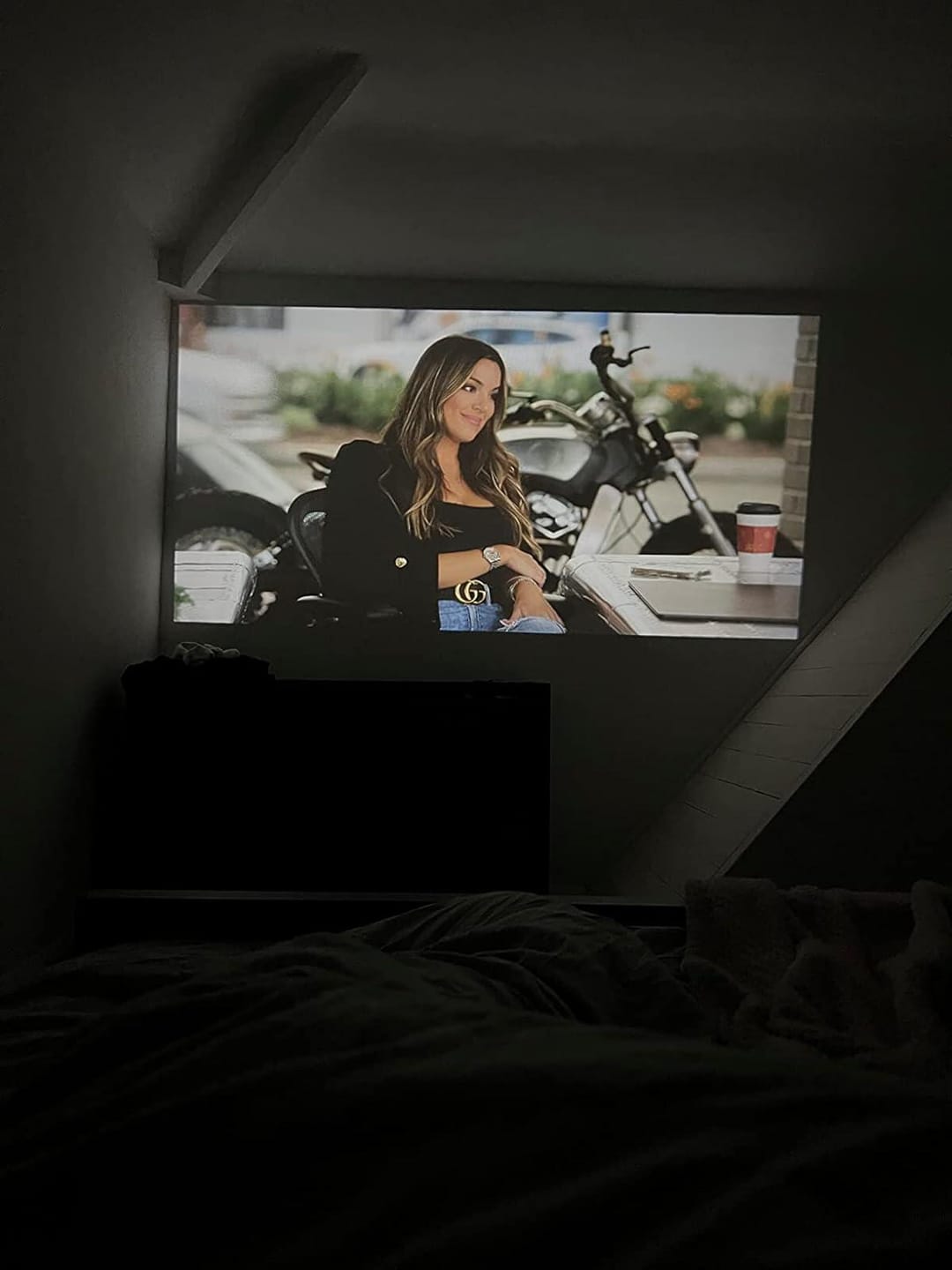 Customer photo review of ETOE Seal Pro Google TV Projector