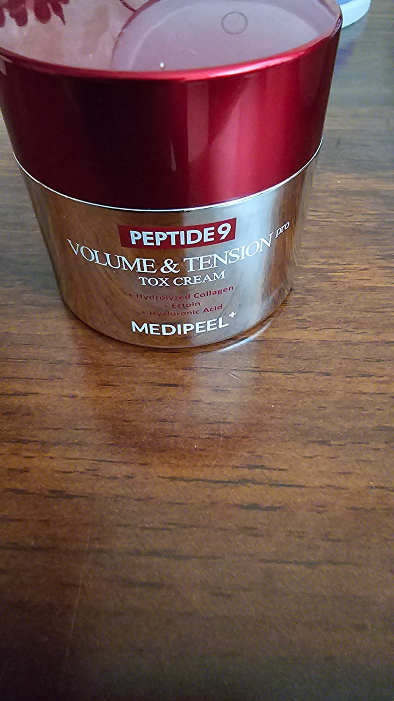 Customer photo review of Pretnovecošanas liftinga krēms ar peptīdiem Medi-Peel Peptide 9 Volume & Tension Tox Cream Pro