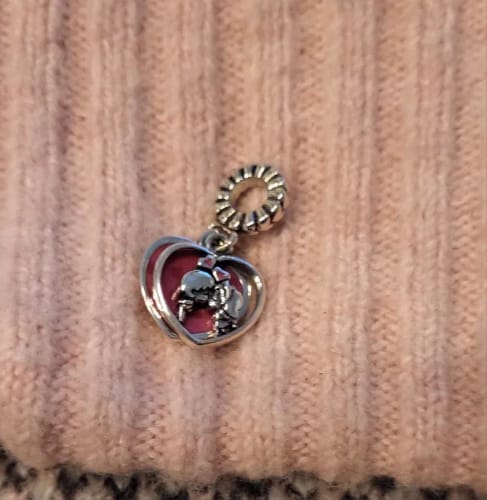 K. R. review of 925 Sterling Silver Love Hearts and Kisses Charm image 1 out of 1