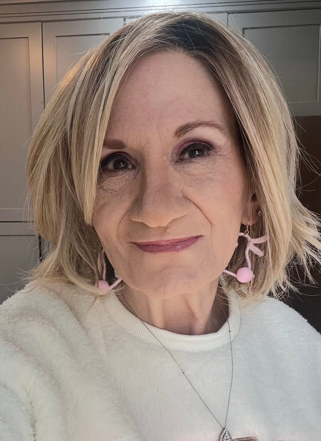 Customer photo review of SWEET MISCHIEF - Sunlit Beige Blonde