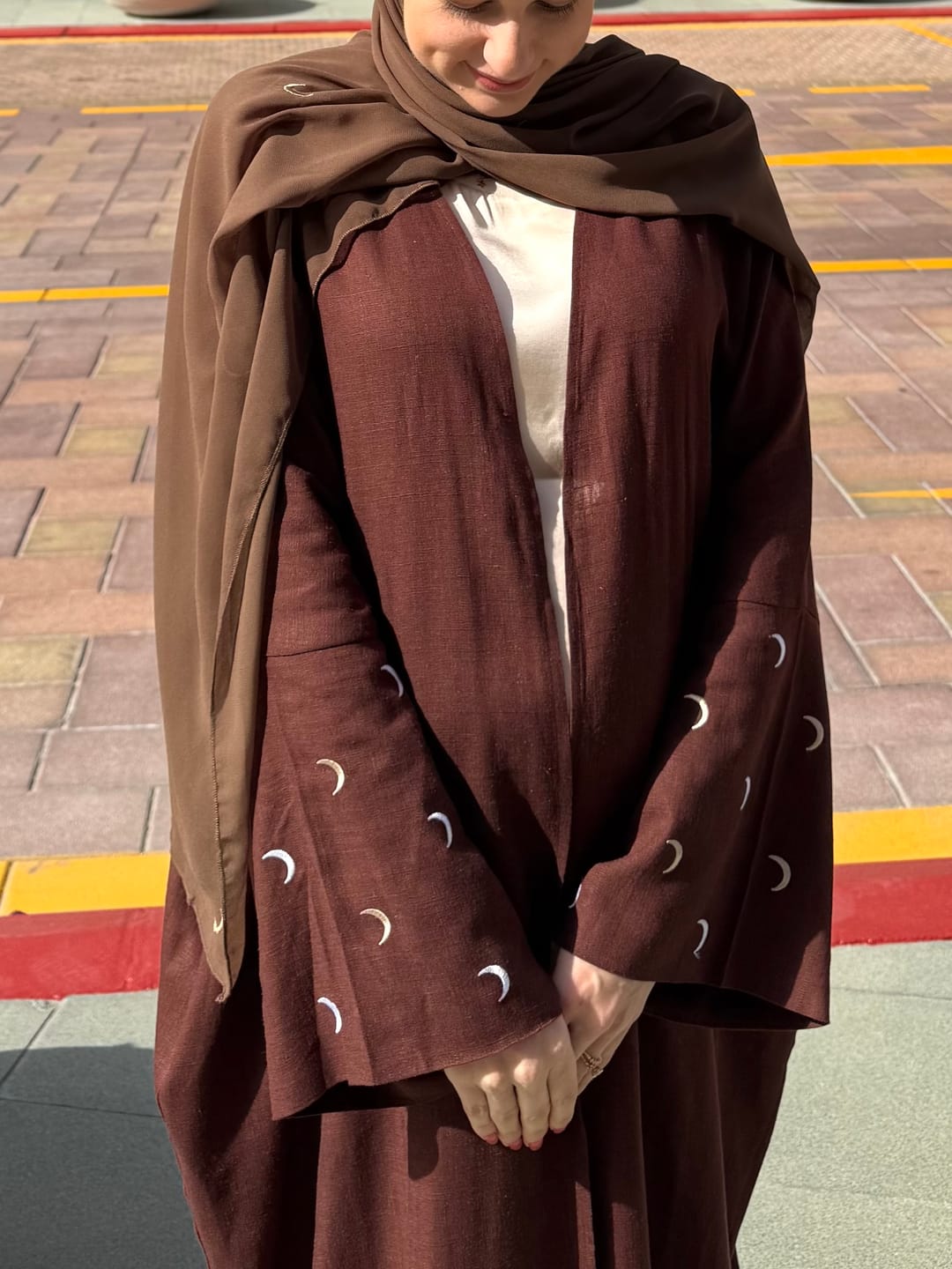 Customer photo review of Moon Linen Abaya with Hijab - Coffee