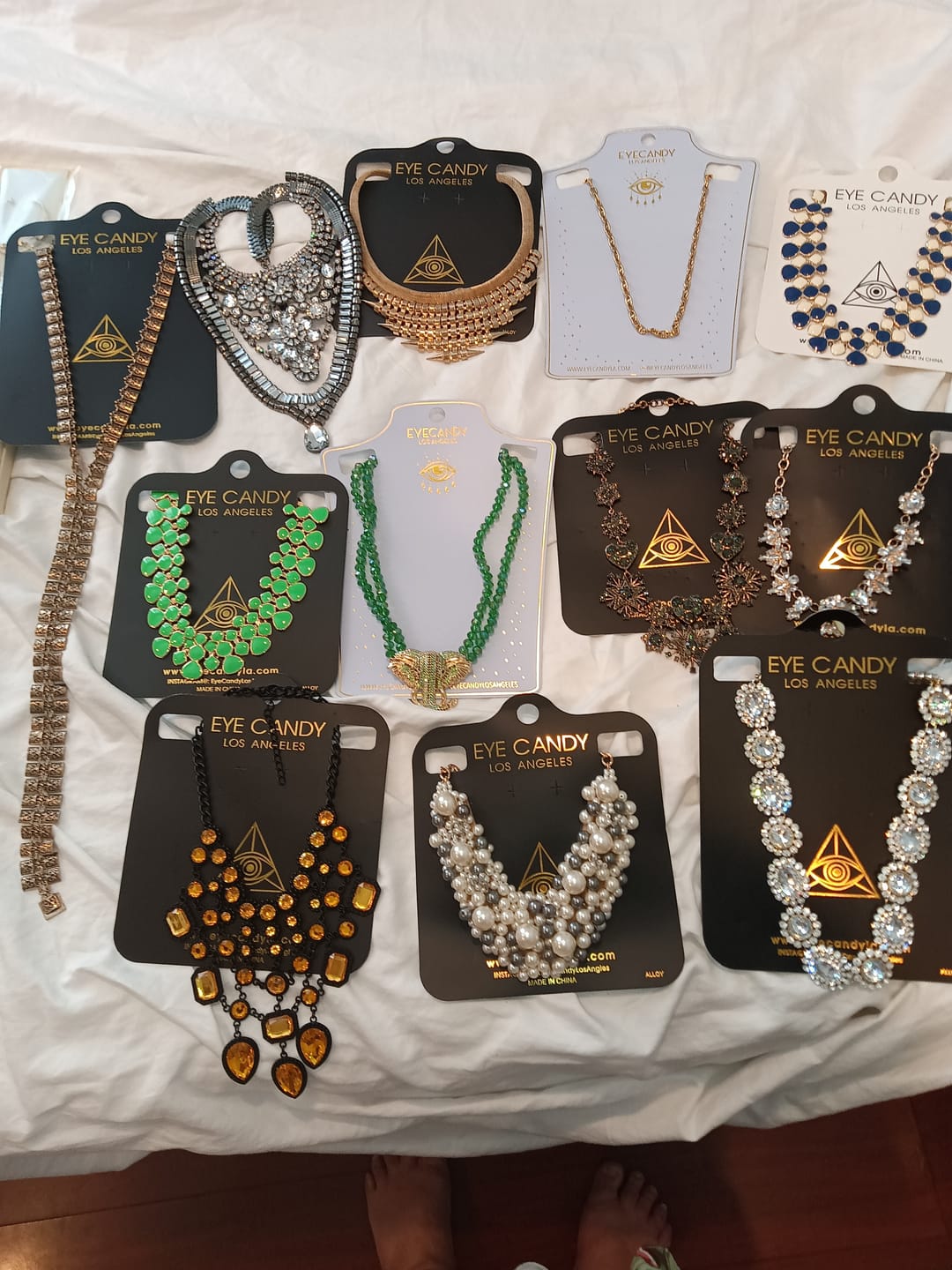 Customer photo review of 12 Item Statement Mystery Box