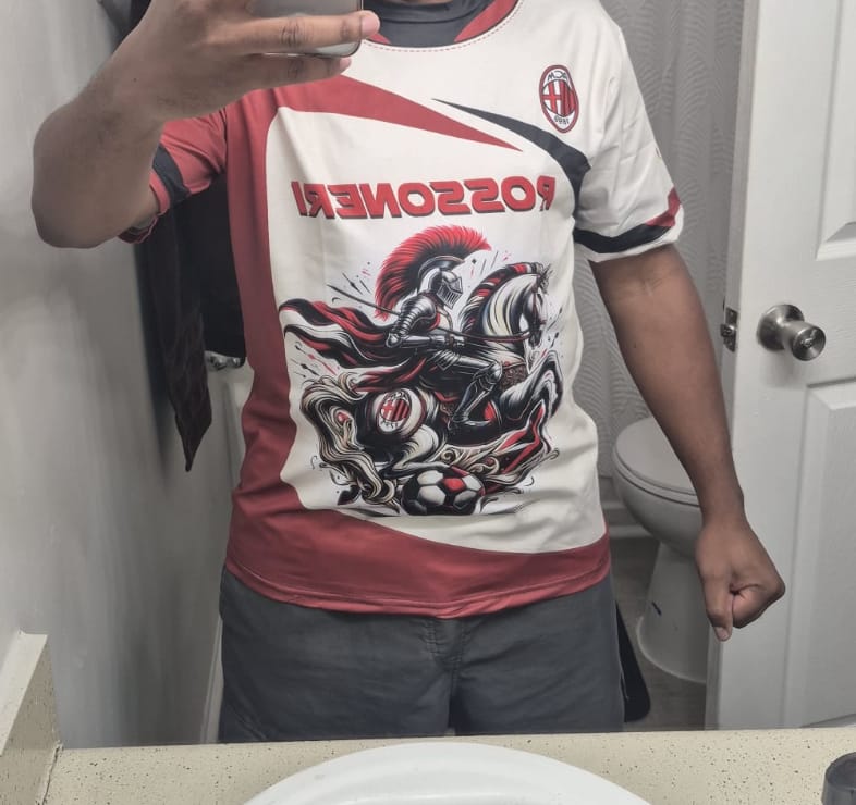Customer photo review of Unisex Shirt, Custom Name and Number Italy Football Shirt, AC Milan Polo Long Sleeve, Rossoneri Shirt