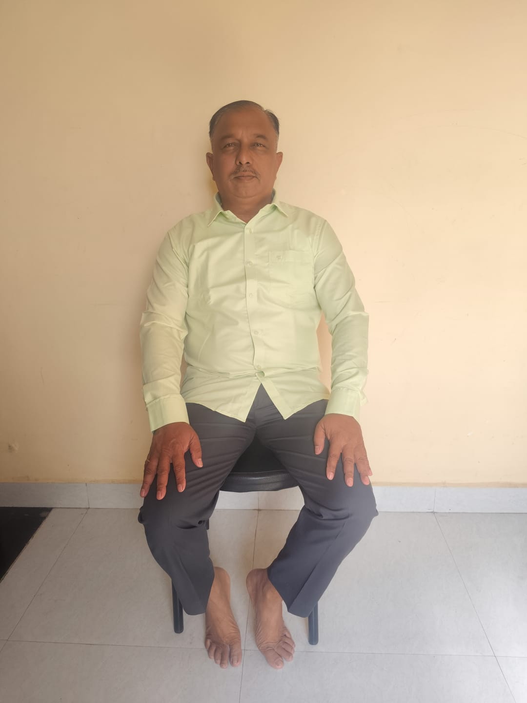 Customer photo review of Super Soft - Pale Green Formal Shirts for Men | Ariser