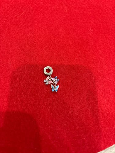 S. T. review of 925 Sterling Silver Spring Butterflies Charm image 1 out of 1