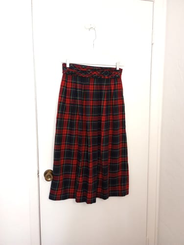 Customer photo review of Talbots Women's Secondhand Clothing Mini Box