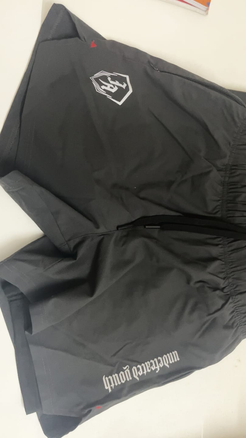 Customer photo review of MOMENTUM LINED SHORTS GRAPHITE