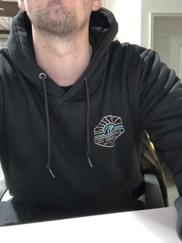Customer photo review of 021 ESSENTIAL DROP-CUT HOODIE