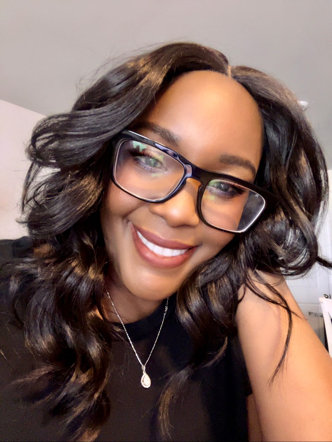 Customer photo review of Outre The Daily Wig Lace Part Wig - KIMBRA