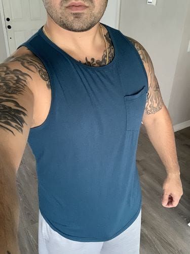 Customer photo review of 021 ESSENTIAL DROP-CUT TANK - Demo Test