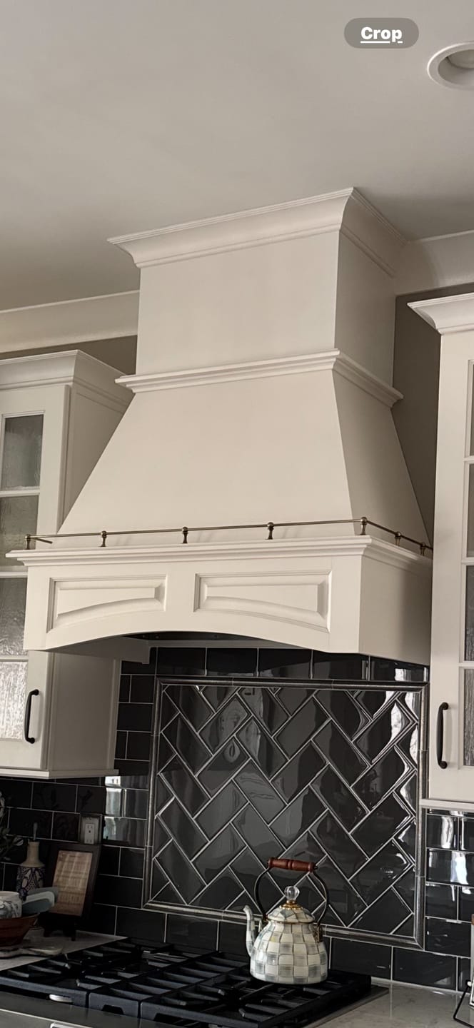 Customer photo review of Classic Gallery Shelf Rail | Aged Brass