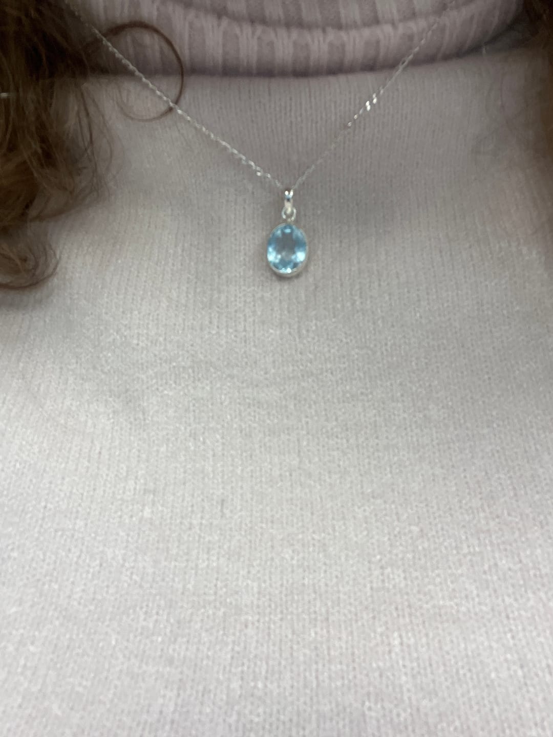 Customer photo review of Colgante Topacio Azul | Abundancia - Buena Suerte