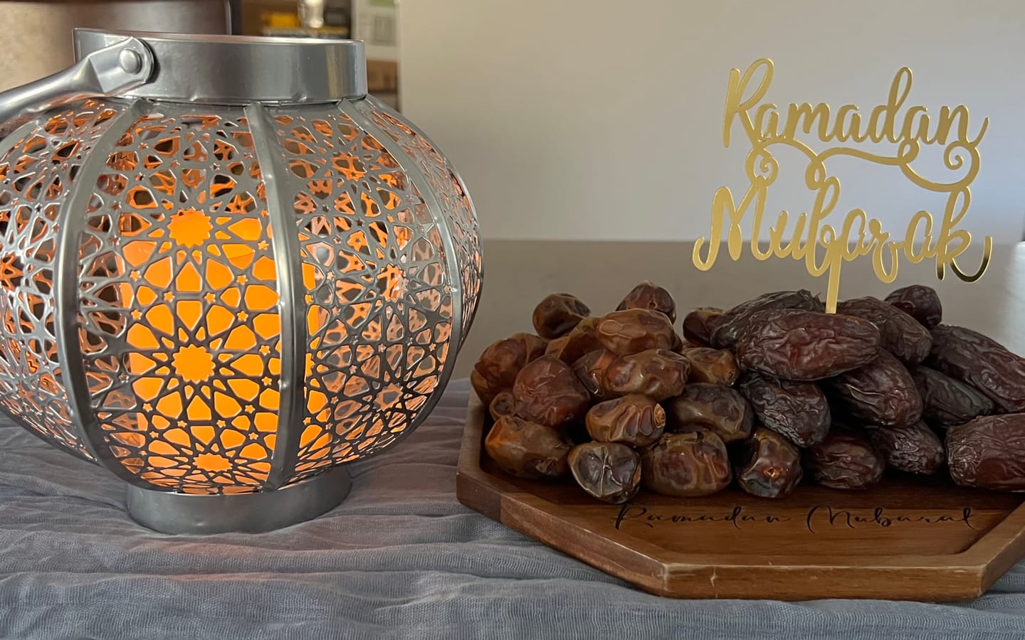 Customer photo review of Organic Large Medjool Dates Box