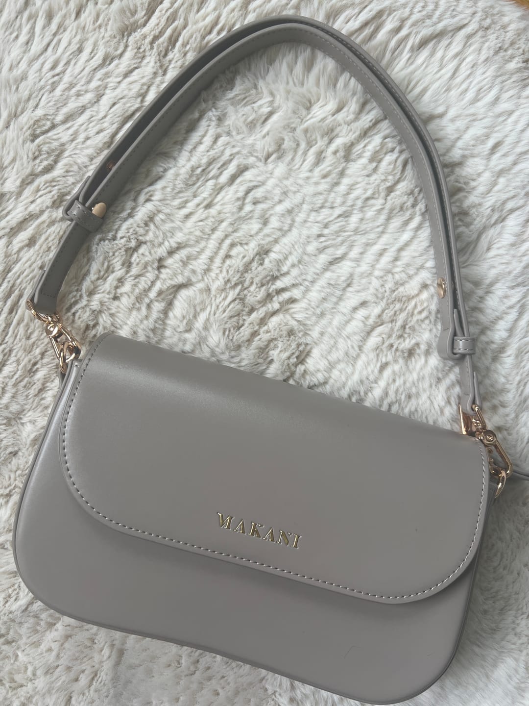 Customer photo review of CHLOIE - TAUPE