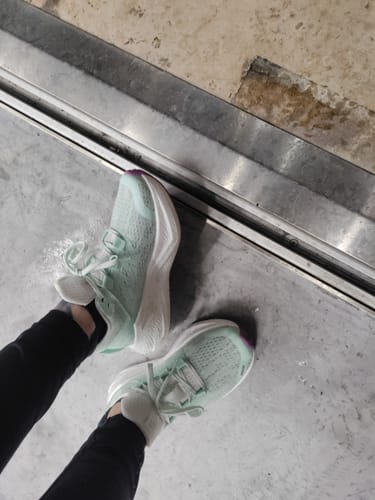 Customer photo review of Salomon Aero Glide 3 W