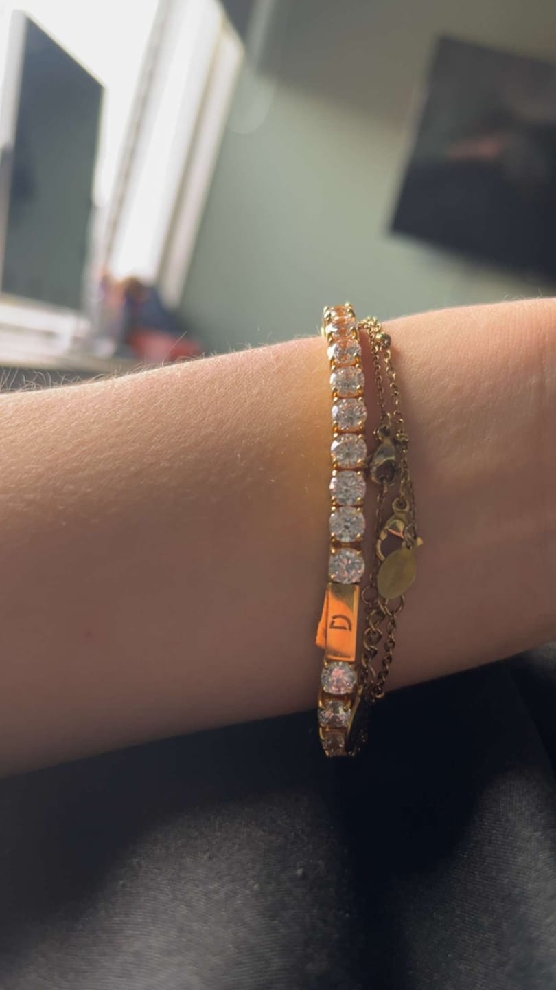 Customer photo review of TENNISBOY BRACELET. - 5MM 18K GOLD