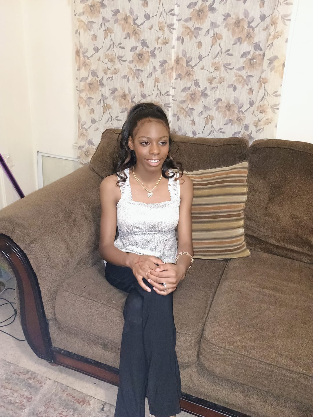 Customer photo review of Sensationnel Lulu Pony Synthetic Drawstring Ponytail - MAYA