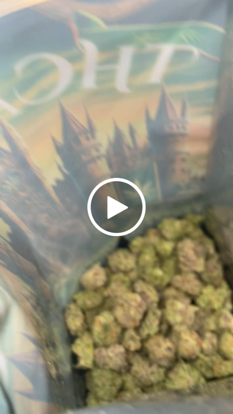 Customer video review of Jet Fuel OG Greenhouse THCA Flower Full Size Buds