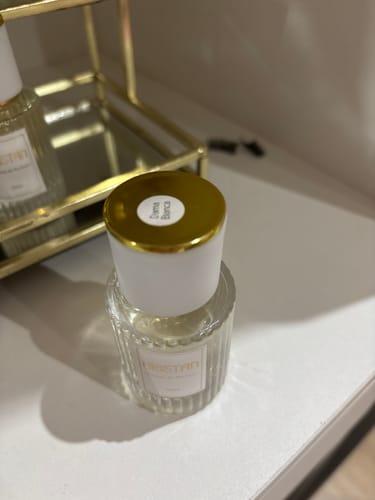 Customer photo review of La Dama Blanche