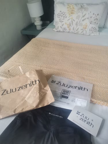 Customer photo review of High Waist Pocket Leggings