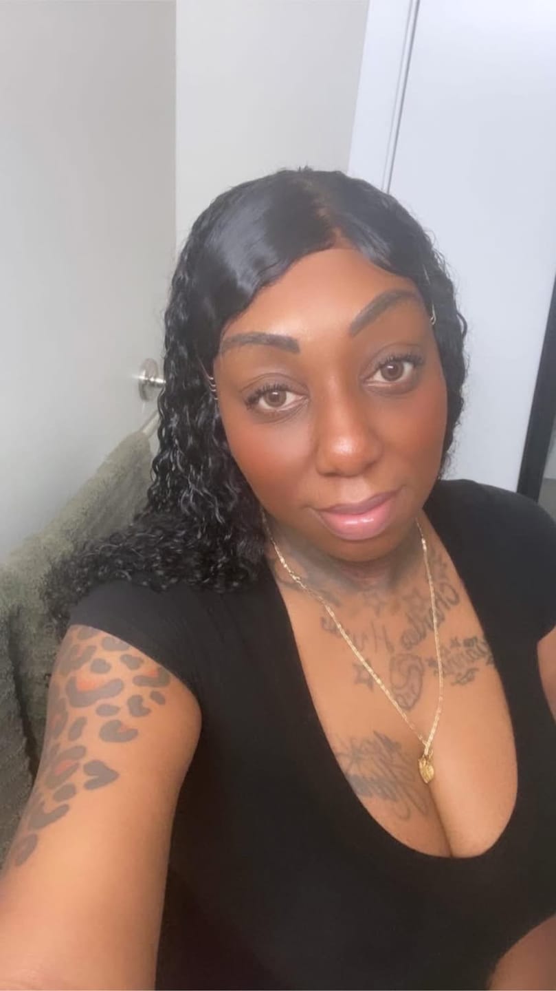 Customer photo review of Shake N Go Naked Nature Brazilian Human Hair Lace Frontal Wig BOHEMIAN CURL