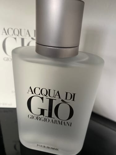 Customer photo review of Giorgio Armani Acqua di Gio - Eau de Toilette 100ml