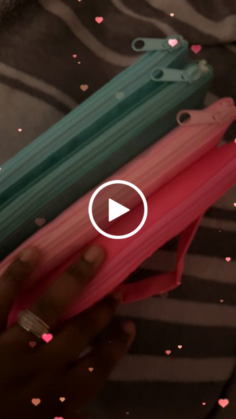 Customer video review of Accordion Bag