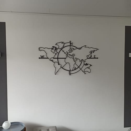 Customer photo review of Décoration Murale en Métal - Carte du monde (2020)