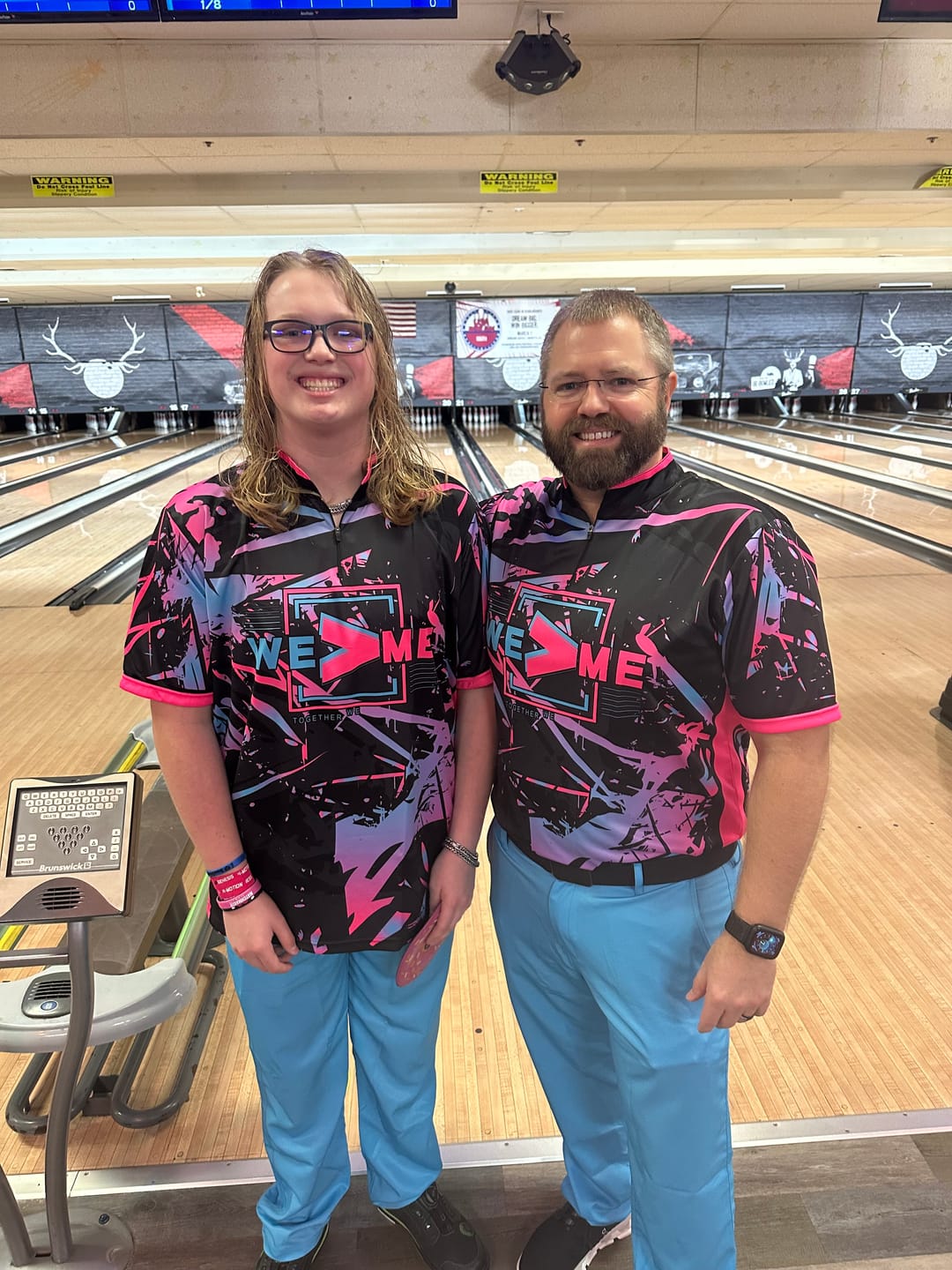 Customer photo review of KARMA - NEON PINK BLUE - BOWLING JERSEY